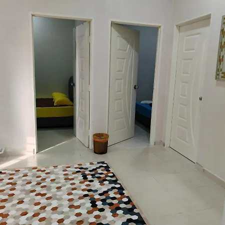 Monolocale Stay Kota Bharu Exterior photo